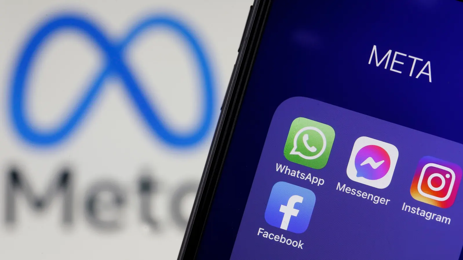 How to Activate & Use Meta AI on WhatsApp, Facebook, and Instagram